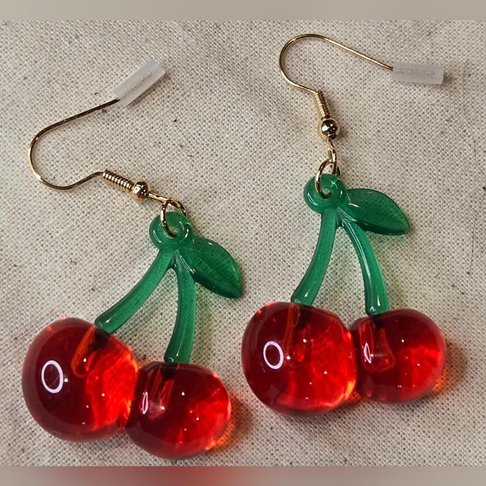 Cherry  Earrings 🍒 - Picture 2 of 3